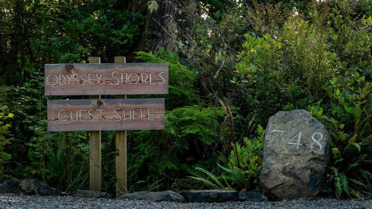 Odyssey Shores Guest Suite Ucluelet Exterior photo